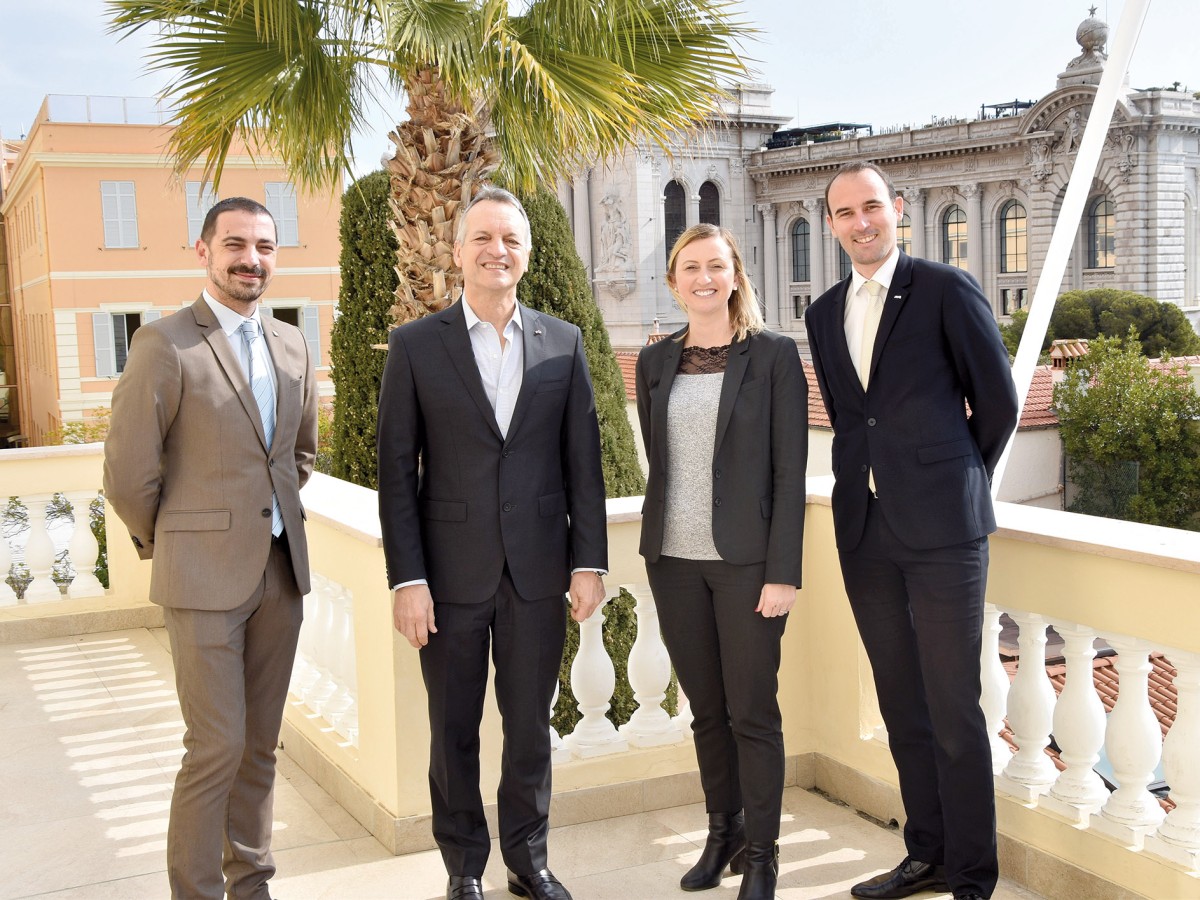 Le Maire rencontre Mélanie Dupuy, nouvelle présidente de la JCE Monaco.