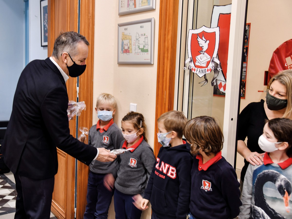 Des Saint Nicolas en chocolat pour près de 400 enfants