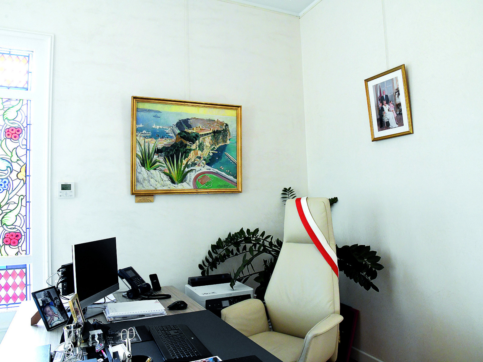 Des tableaux de Pierre Frédéric Orecchia exposés en Mairie