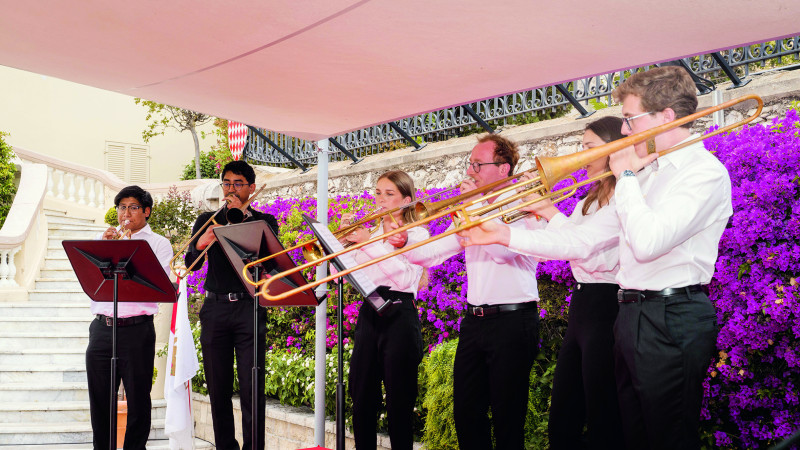 Musique et théâtre sous les projecteurs