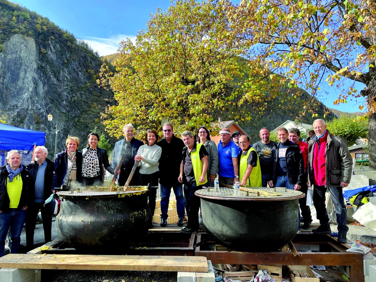 Nos aînés ont célébré la Fête de la Châtaigne à Isola…