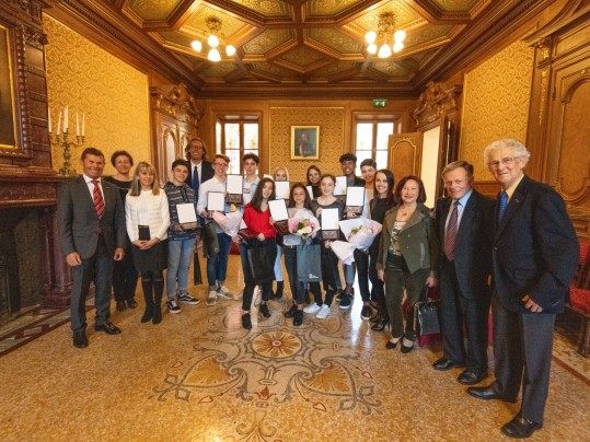 Les jeunes de l’AS Monaco Danse Sportive reçus en Mairie