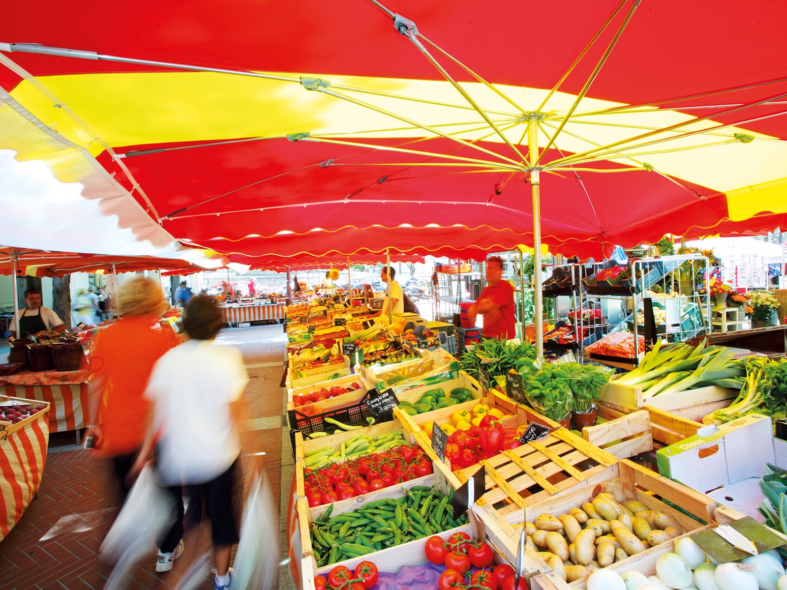 Deux semaines thématiques au Marché de la Condamine