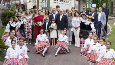 900 Monégasques sous les oliviers du Parc Princesse Antoinette pour « U Cavagnëtu »