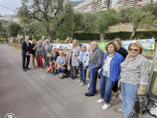 Les différentes générations s'associent à la Grande Lessive®