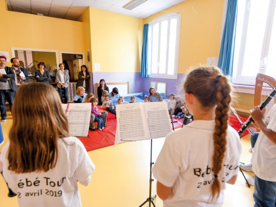 Le Bébé Tour : en avant la musique !